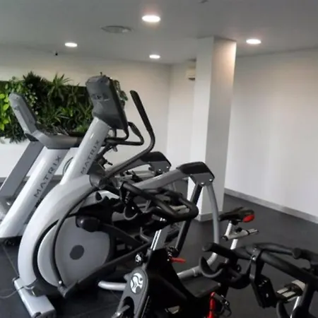 Le Fitness & Business - Airbus -piscine Apartment